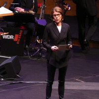 lit.COLOGNE 2018: Bettina Böttinger moderierte die große lit.COLOGNE-Gala 2018 in der Philharmonie. © Ast/Jürgens