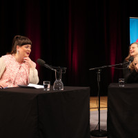 lit.COLOGNE 2023: Sie dachten, Sie kennen Nonnen? Lauren Groff und Nina Kunzendorf über Matrix. Mod.: Marie-Christine Knop ©Ast/Juergens