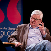 lit.COLOGNE 2025: 25.03. Die Kriege der Gegenwart – Joschka Fischer über den Beginn einer neuen Weltordnung. Mod.: Sonia Mikich ©Katja Tauber