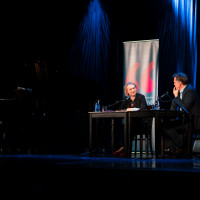 lit.COLOGNE 2025: 29.03.: Fluchtnovelle – Thomas Strässle und Elke Heidenreich erzählen von der Macht der Liebe gegen die Übermacht der Systeme ©Hieronymus Rönneper
