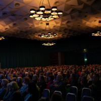 lit.COLOGNE 2026: 10.03. VA22 ,,Ich will aber! Ich will!" - Ein Abend über Trotz und Trotzköpfe mit Anneke Kim Sarnau, Matthias Matschke und Knut Elstermann © Hieronymus Rönneper