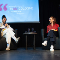 lit.COLOGNE 2026: 13.03. VA238 KlasseBuch: Josephine Apraku Diskriminierung geht uns alle an © Hieronymus Rönneper