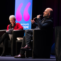 lit.COLOGNE 2026: 13.03. VA43 Meine Liebe stirbt nicht - Mit Roberto Saviano und Claudia Michelsen Mod.: Paola Barbon © Hieronymus Rönneper