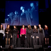 lit.COLOGNE 2026: 13.03. VA45 To bloom in a room - Luise Wolfram und Jasna Fritzi Bauer über Virginia Woolf und neue Schreibräume Mod.: Marie-Christine Knop Texte & Konzept: Studierende des Masterstudiengangs ,,Theorien und Praktiken professionellen Schreibens" © Katja Tauber