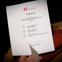 lit.COLOGNE 2026: 15.03. VA60: Der lit.COLOGNE-Debütpreis 2026 mit Nefeli Kavouras, Clara Leinemann und Son Lewandowski, Mod.: Marie-Christine Knop © Katja Tauber