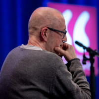 lit.COLOGNE 2026: 19.03. VA90 Gianrico Carofiglio und Peter Lohmeyer streifen durch die nächtlichen Gassen von Bari © Katja Tauber