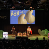 lit.COLOGNE POP 2025: lit.COLOGNE POP Sonntag - Musik: Ebow über ihre Lyrics ©Peter Wendebourg