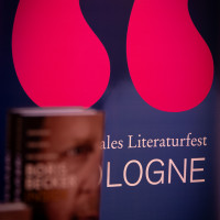 lit.COLOGNE spezial 2025: 21.10. BORIS BECKER: INSIDE. GEWINNEN – VERLIEREN – NEU BEGINNEN. Mod.: Riccardo Basile ©Katja Tauber